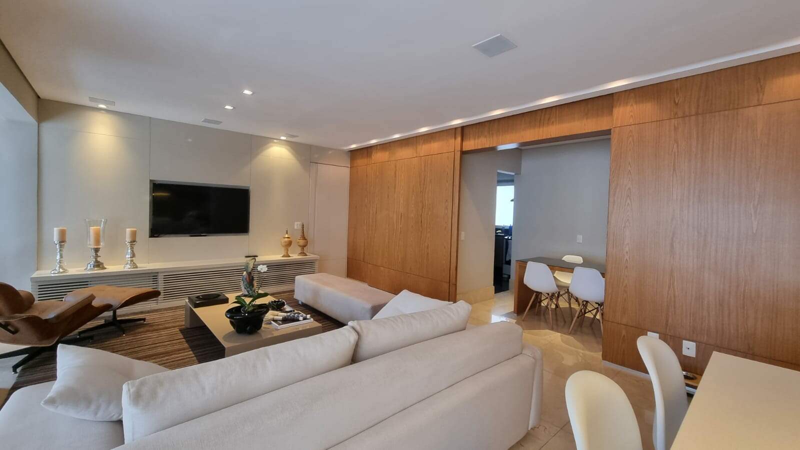 Apartamento à venda no Vila da Serra: whatsapp-image-2023-12-06-at-15-24-55-41701891192693.jpeg