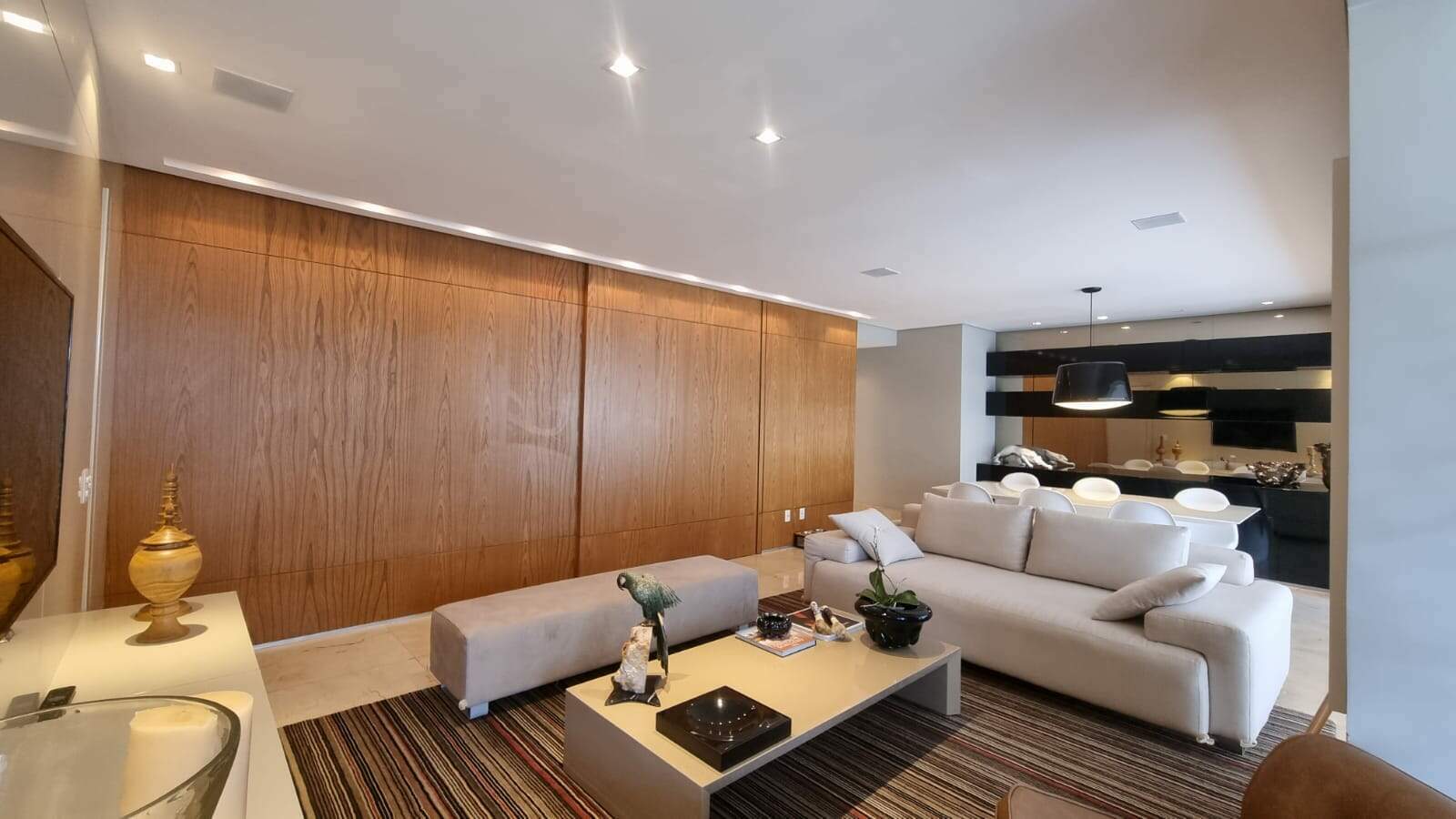 Apartamento à venda no Vila da Serra: whatsapp-image-2023-12-06-at-15-24-56-21701891192691.jpeg