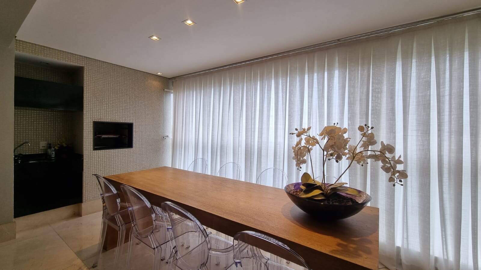Apartamento à venda no Vila da Serra: whatsapp-image-2023-12-06-at-15-24-57-11701891192327.jpeg