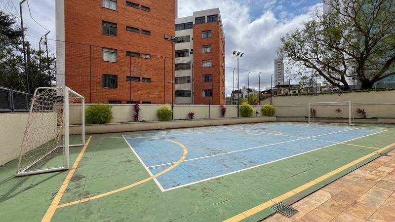 Apartamento à venda no Cruzeiro: 