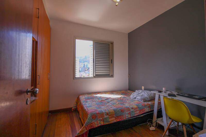 Apartamento à venda no Cruzeiro: 