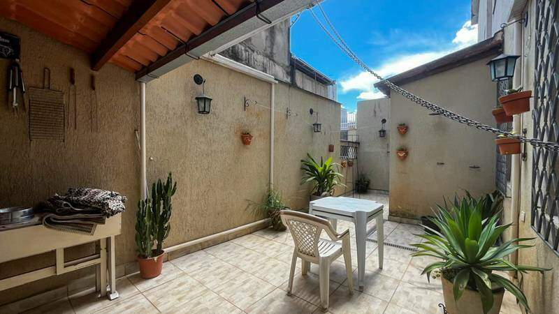 Casa à venda no Cruzeiro: 