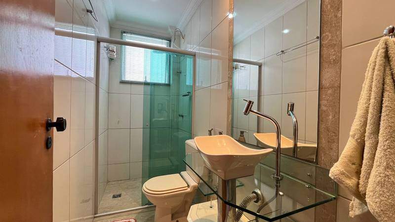 Casa à venda no Itapoã: 