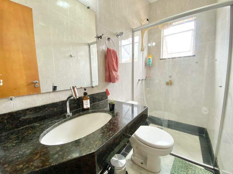 Casa à venda no Trevo: 
