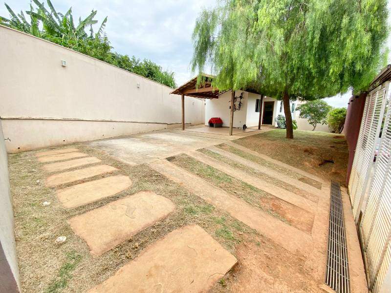 Casa à venda no Trevo: 