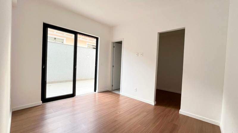 Casa à venda no Sion: 
