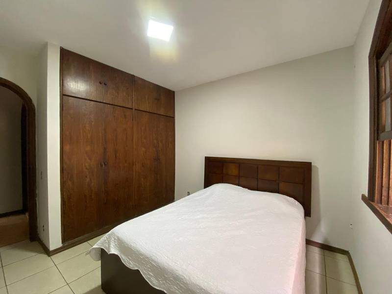 Casa à venda no Sion: 