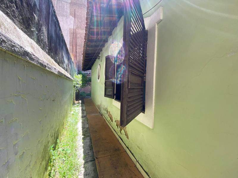 Casa à venda no Sion: 