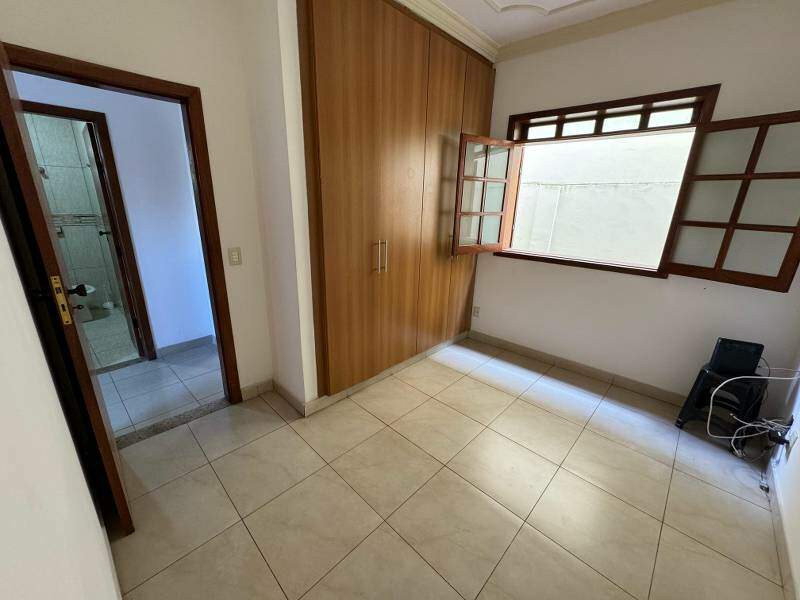 Casa à venda no Renascença: 
