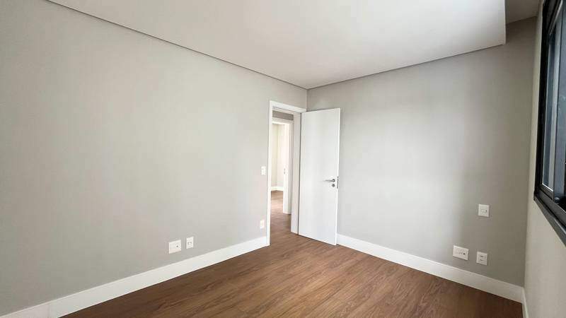 Apartamento à venda no SILVEIRA: 