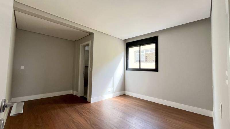 Apartamento à venda no SILVEIRA: 