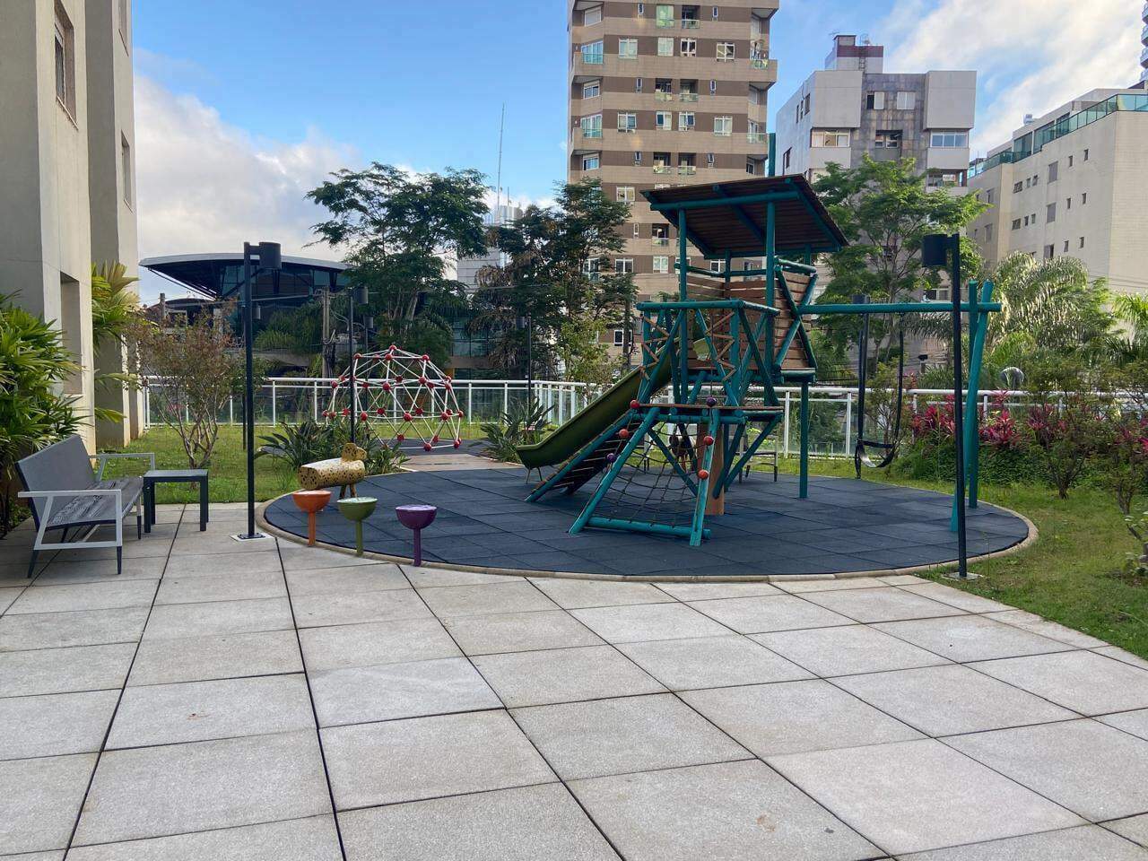 Apartamento para aluguel no Vila da Serra: 2d513498-6adf-4869-a767-b8441a02d9991739456076331.jpeg