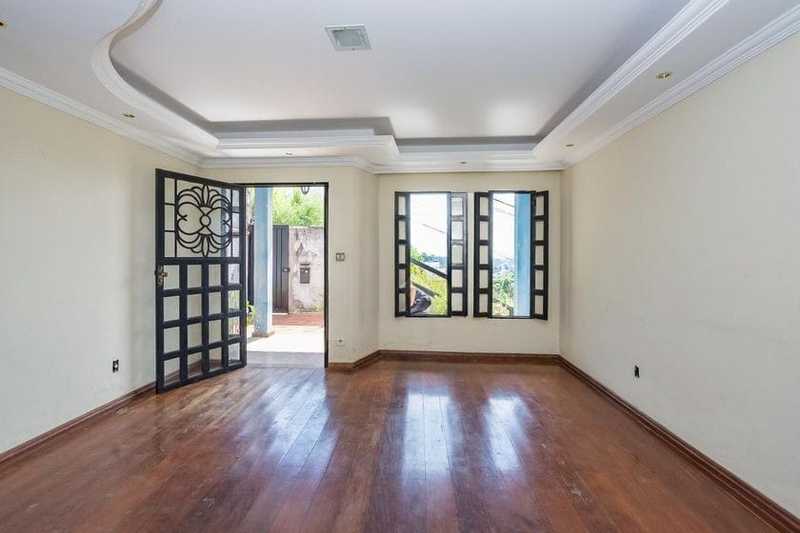 Casa à venda no ALTO CAIÇARAS: 