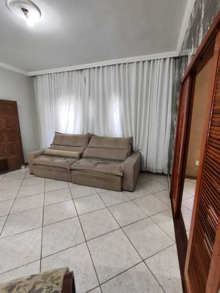 Casa à venda no Planalto: 