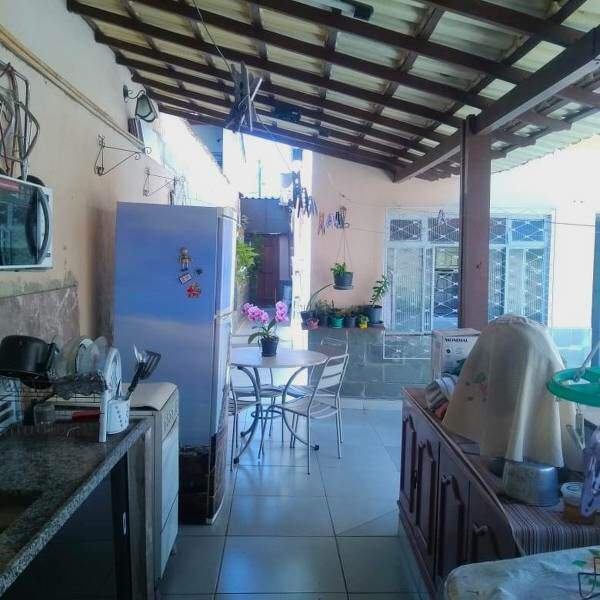 Casa à venda no Planalto: 