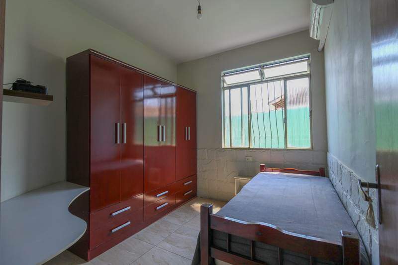 Casa à venda no Planalto: 