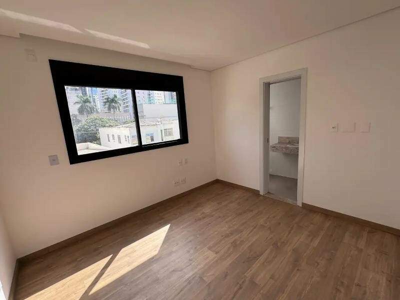 Apartamento à venda no Lourdes: 