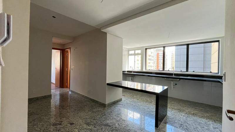 Apartamento à venda no Lourdes: 