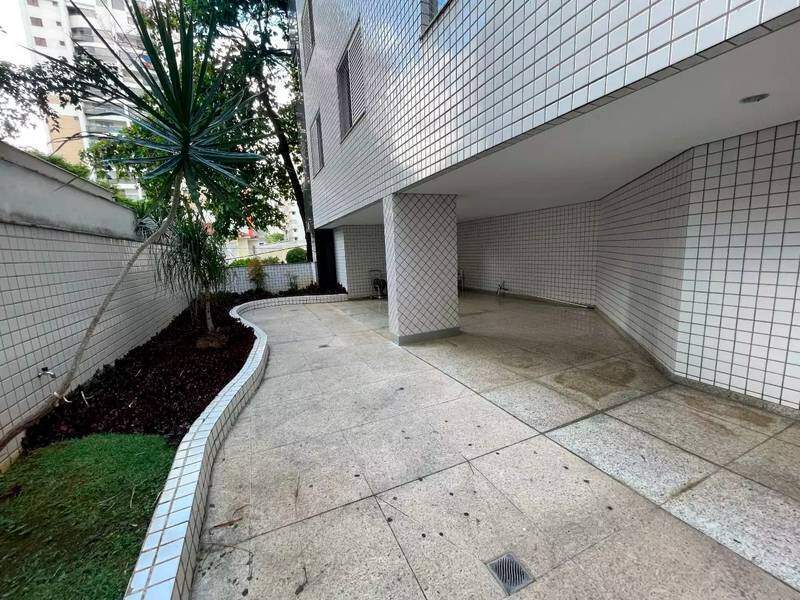 Apartamento à venda no Lourdes: 