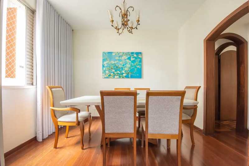 Apartamento à venda no Lourdes: 