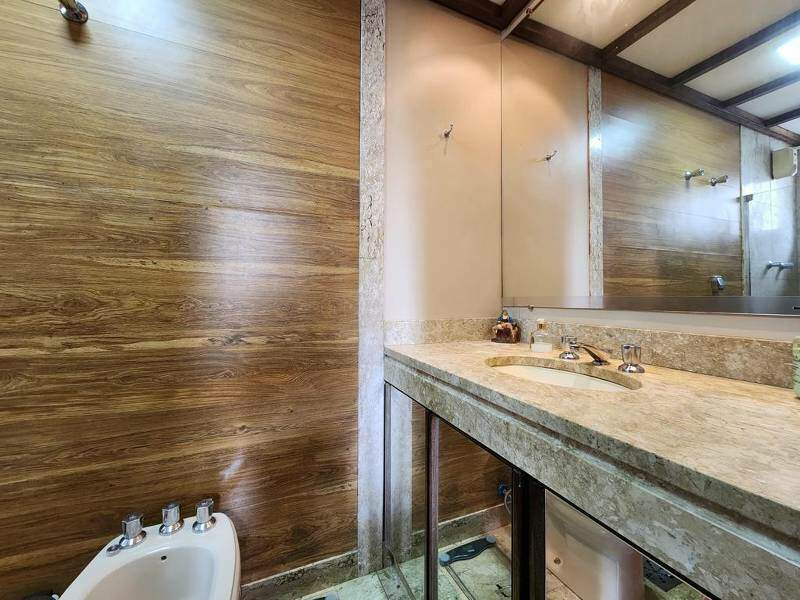 Apartamento à venda no Lourdes: 