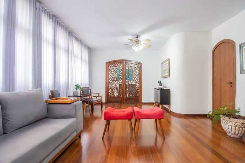 Apartamento à venda no Lourdes: 
