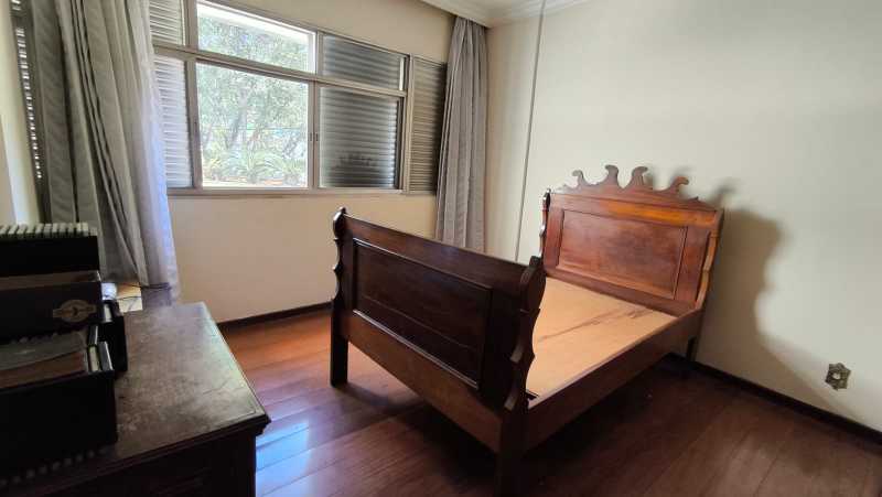 Apartamento à venda no Lourdes: 