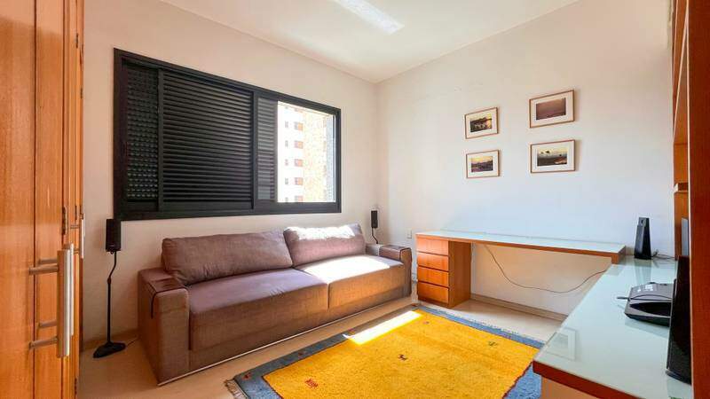 Apartamento à venda no Lourdes: 