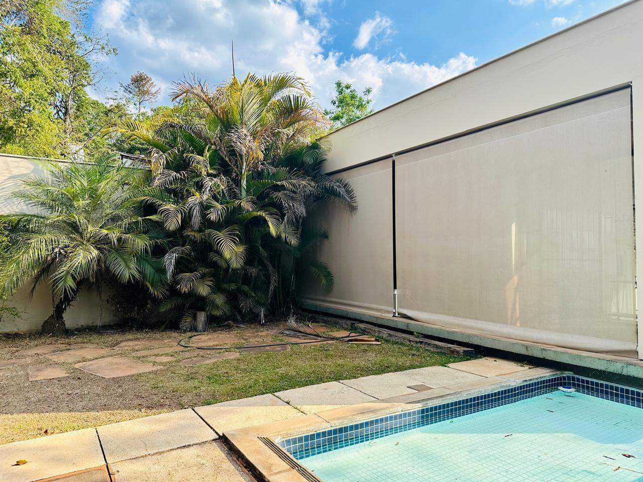 Casa para aluguel no São Sebastião das Águas Claras: whatsapp-image-2024-10-02-at-17-02-36-111728002096726.jpeg