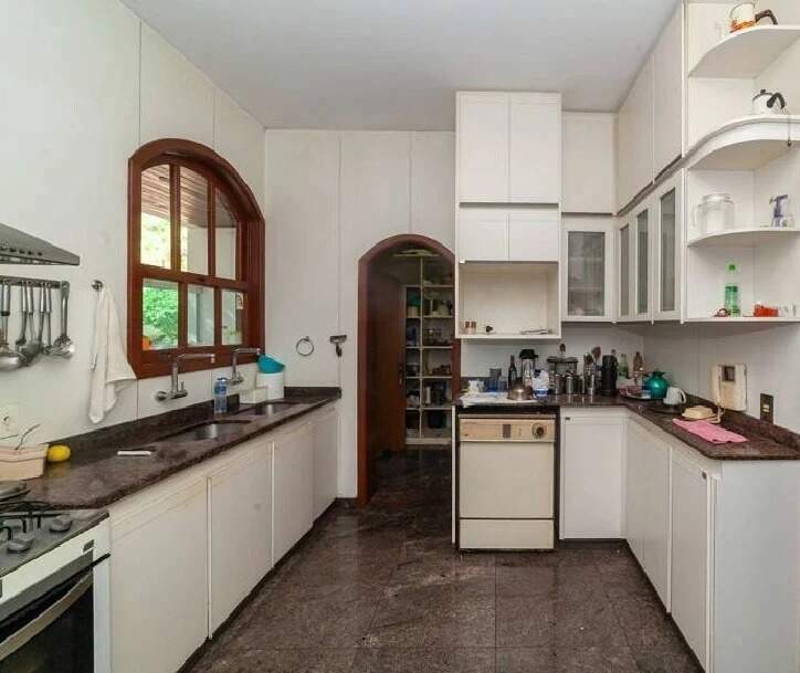 Casa à venda no Belvedere: 