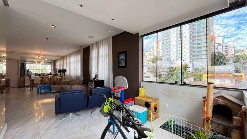 Apartamento à venda no Serra: 