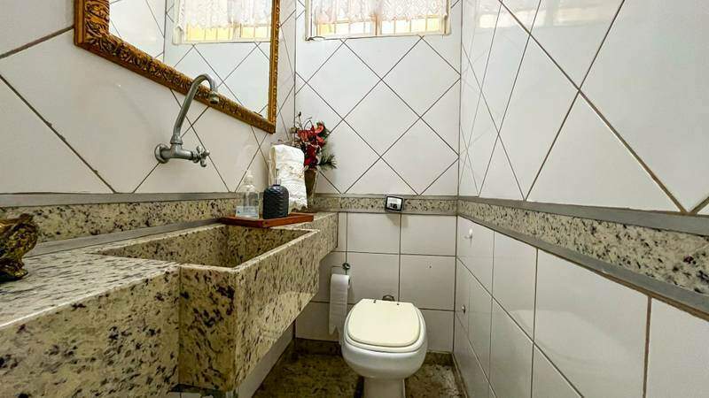 Casa à venda no Serra: 