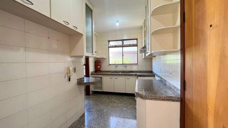 Apartamento à venda no Coração de Jesus: 