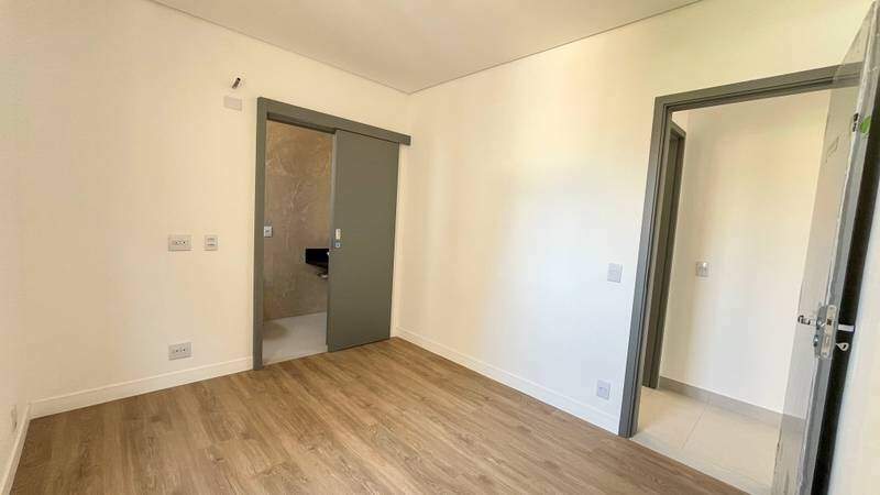Apartamento à venda no Prado: 