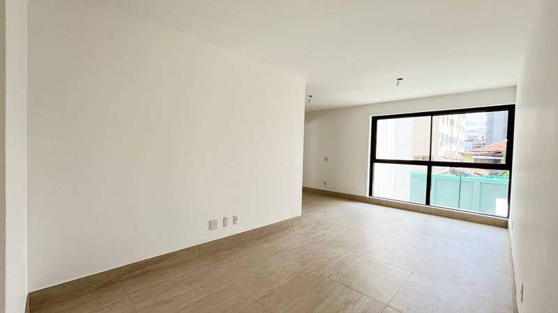 Apartamento à venda no Prado: 