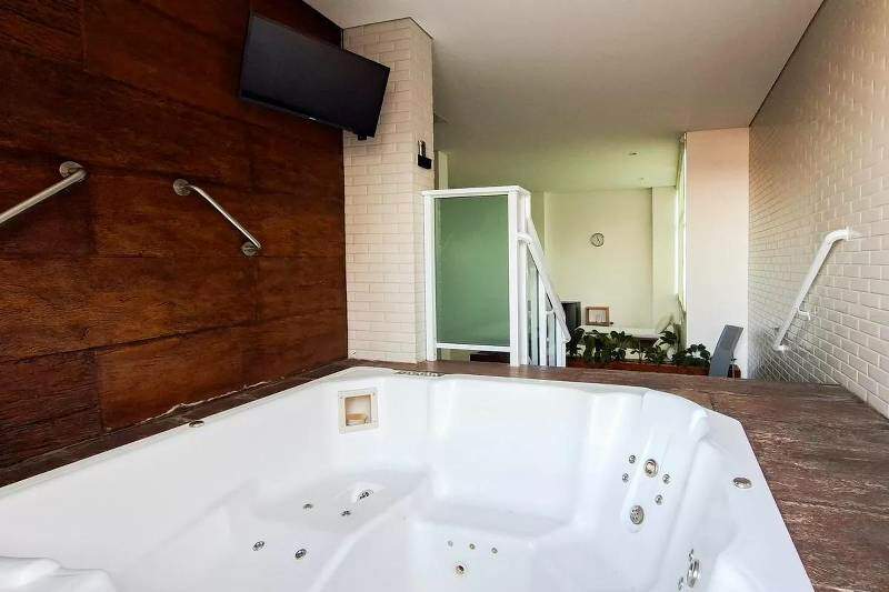 Apartamento à venda no PALMARES: 