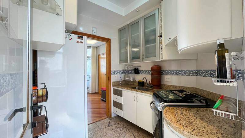 Apartamento à venda no Buritis: 