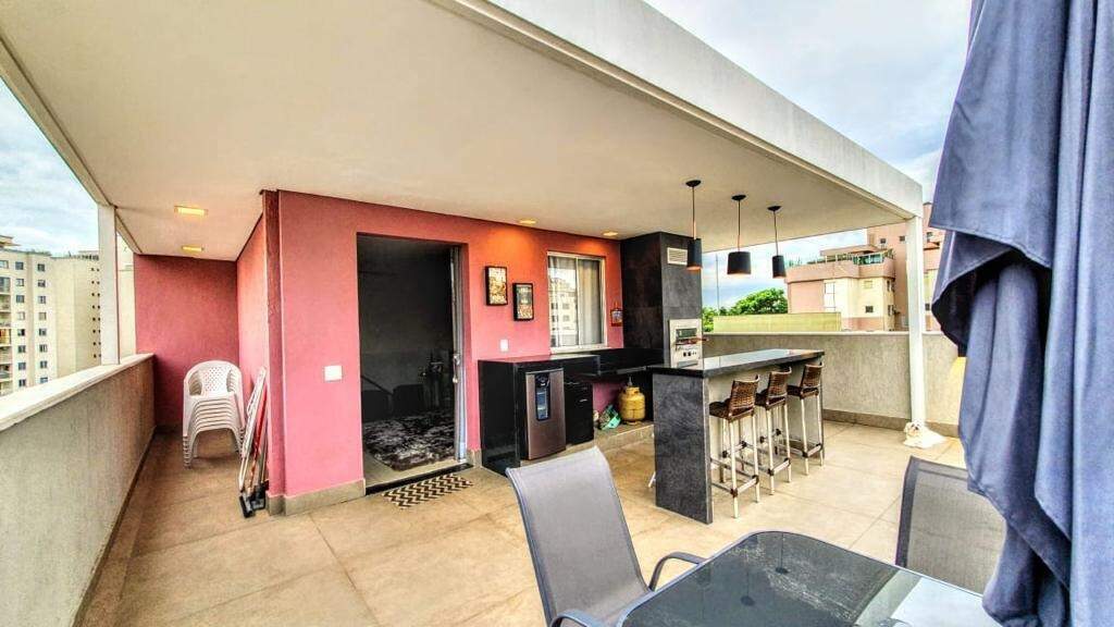 Cobertura à venda no Fernão Dias: 