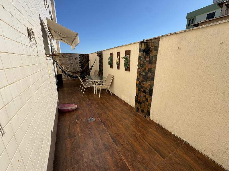 Casa à venda no Fernão Dias: 
