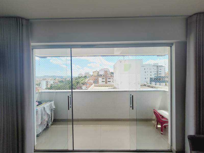Apartamento à venda no Fernão Dias: 