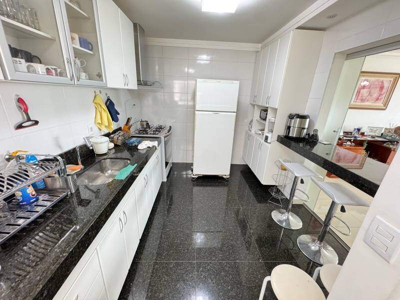 Apartamento à venda no Fernão Dias: 