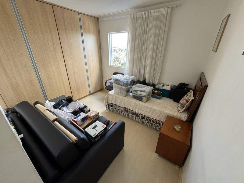 Apartamento à venda no Fernão Dias: 