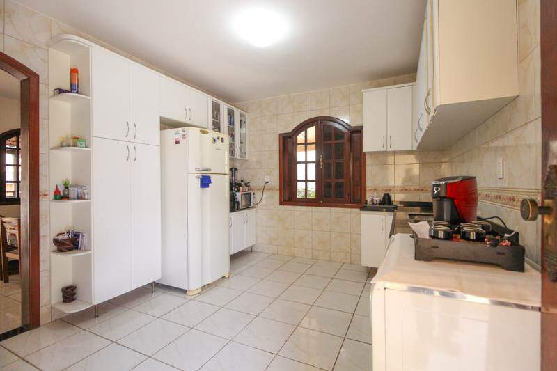Casa à venda no LAJEDO: 