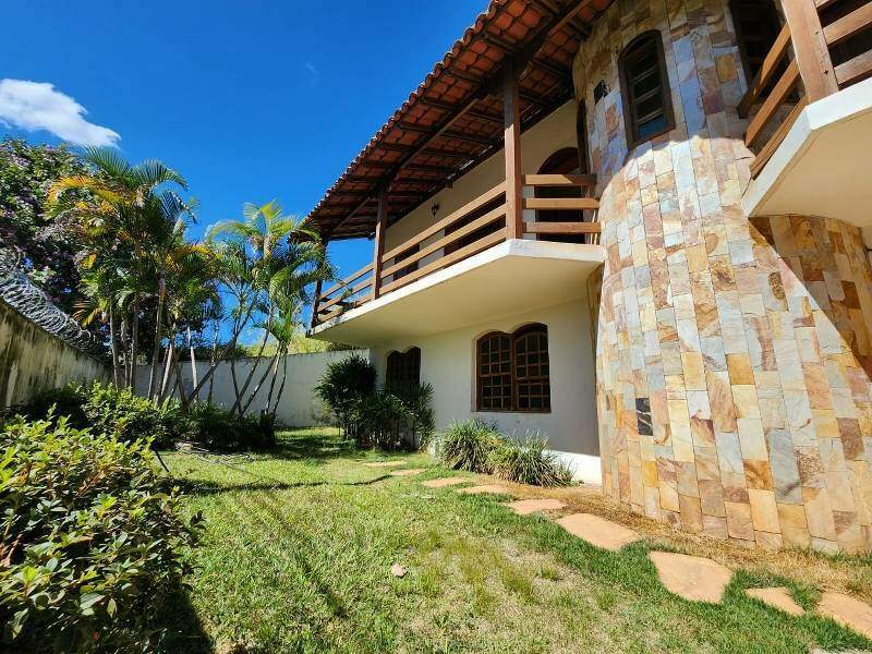 Casa à venda no Santa Lúcia: 