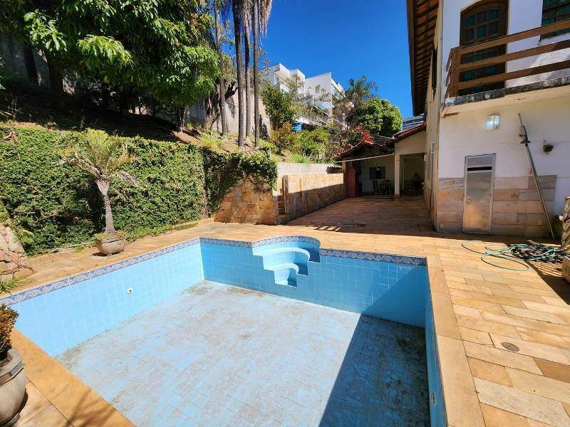 Casa à venda no Santa Lúcia: 