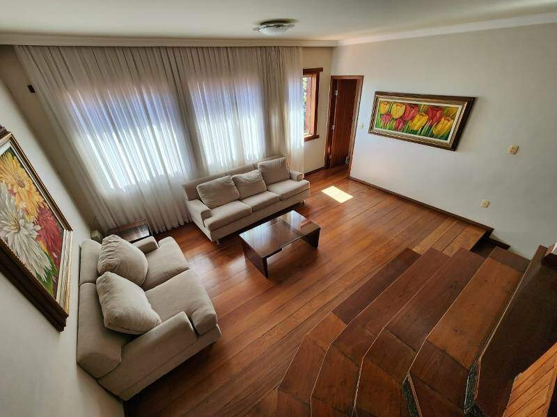 Casa à venda no Santa Lúcia: 