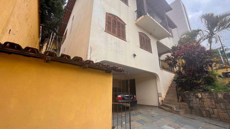 Casa à venda no Santa Lúcia: 