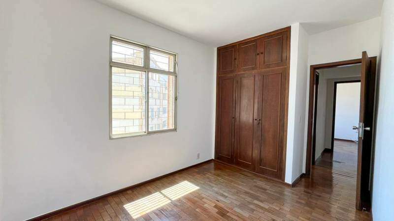 Apartamento à venda no Vila Paris: 