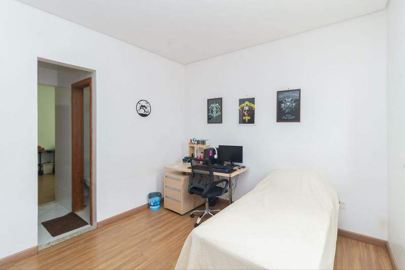 Casa à venda no Estoril: 