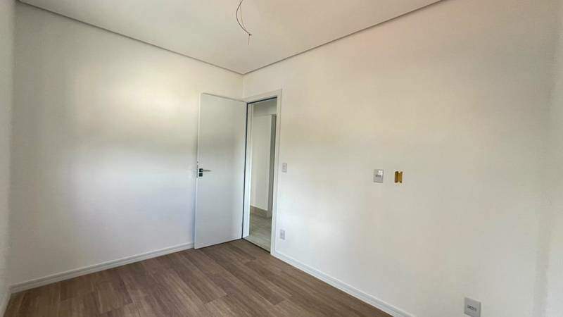 Apartamento à venda no Itapoã: 